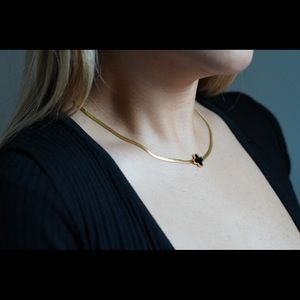 Gold clover pendant necklace